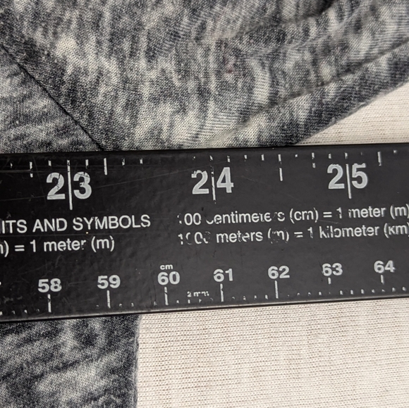 Pink Floyd Chaser Grey 3/4 Sleeves Lightweight Top Size Small (oversized) - Picture 4 of 6